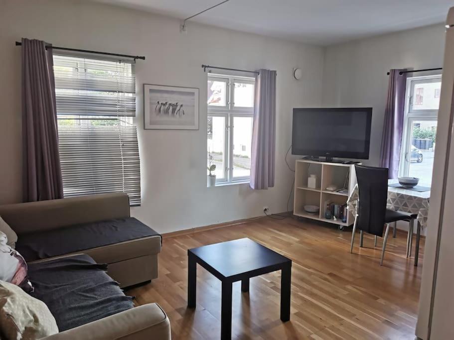 Nice 1-Bedroom Apartment In Heart Of The City ستافانجر المظهر الخارجي الصورة
